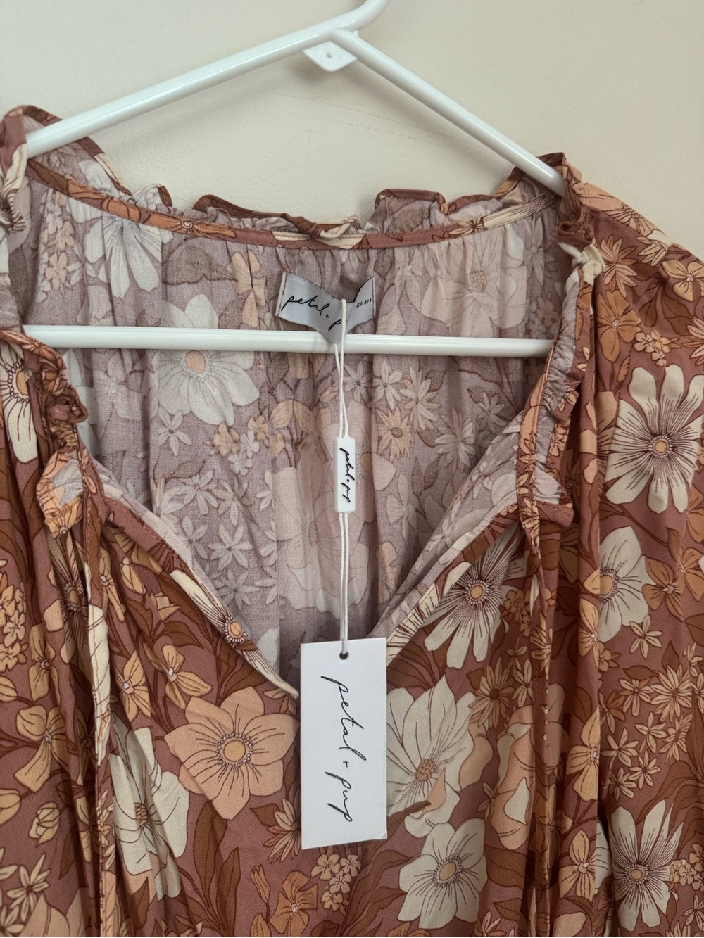 Petal & Pup Kealan Mini Dress Womens Size 0 Brown Floral Smocked Long Sleeve NWT - Picture 5 of 10